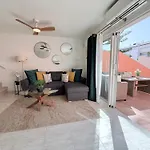 Hdfm Collection - Paradise Apartment